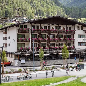 Hubertus Hotel